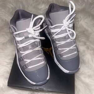 Kids Jordan’s size 12c